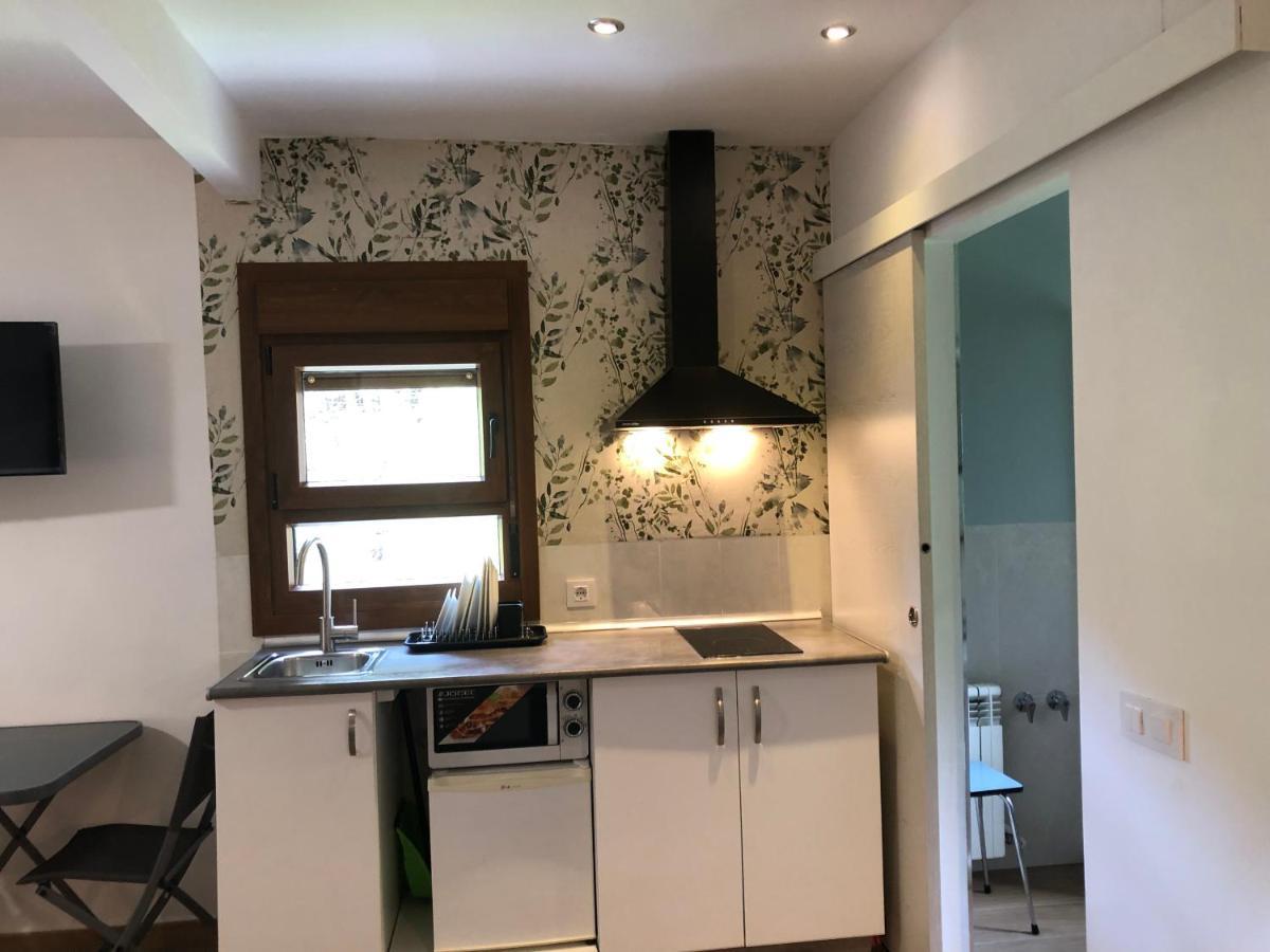 Hostal-Restaurante Fogon De Gredos Guisando Dış mekan fotoğraf