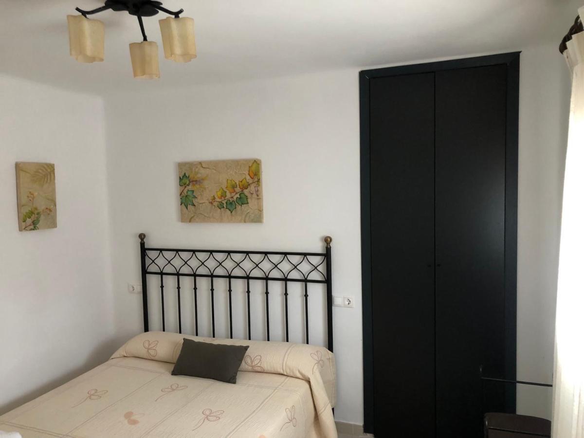 Hostal-Restaurante Fogon De Gredos Guisando Dış mekan fotoğraf