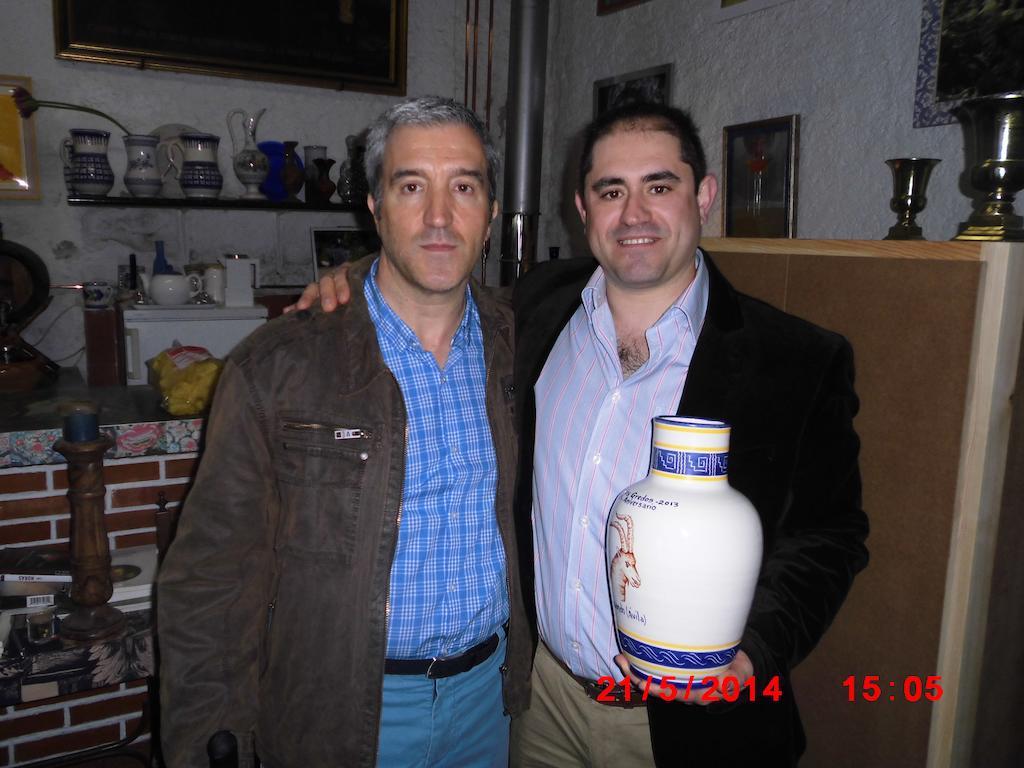Hostal-Restaurante Fogon De Gredos Guisando Dış mekan fotoğraf