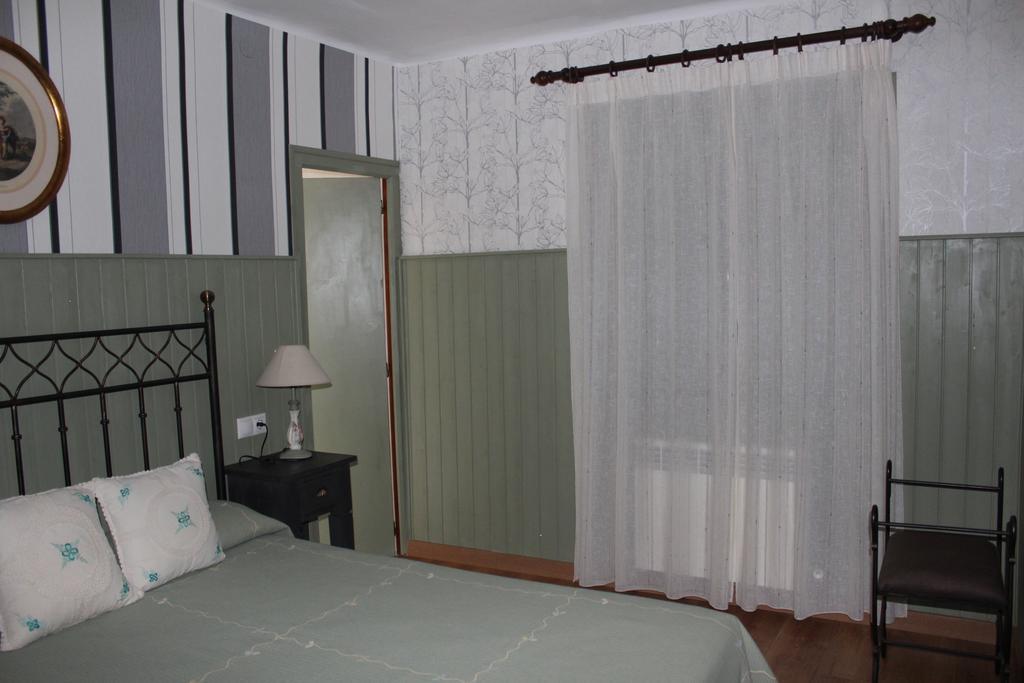 Hostal-Restaurante Fogon De Gredos Guisando Dış mekan fotoğraf