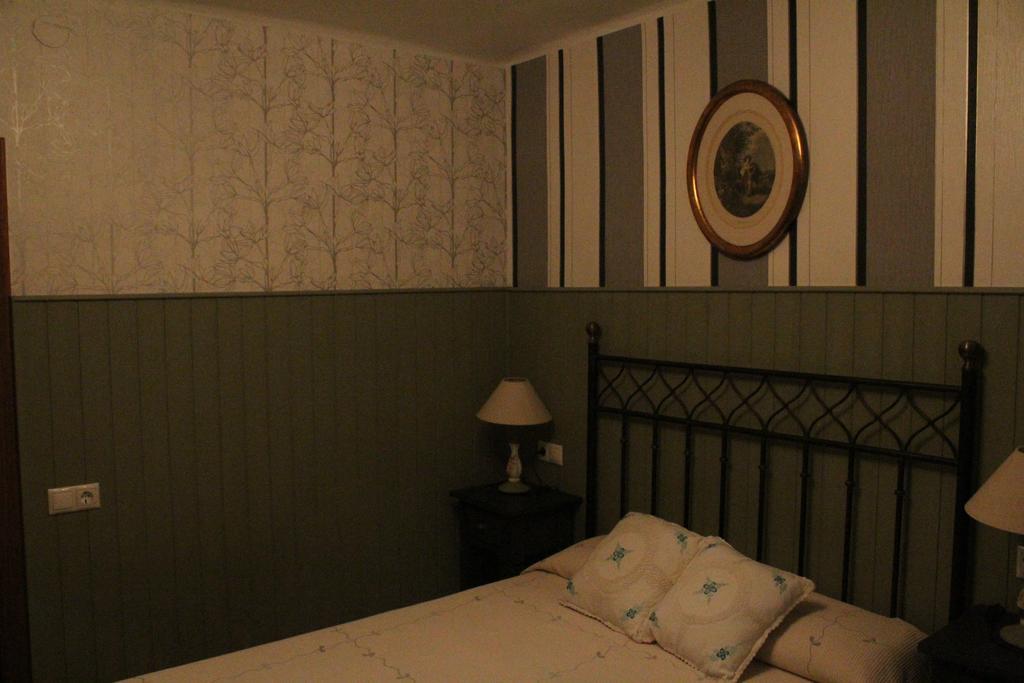 Hostal-Restaurante Fogon De Gredos Guisando Dış mekan fotoğraf